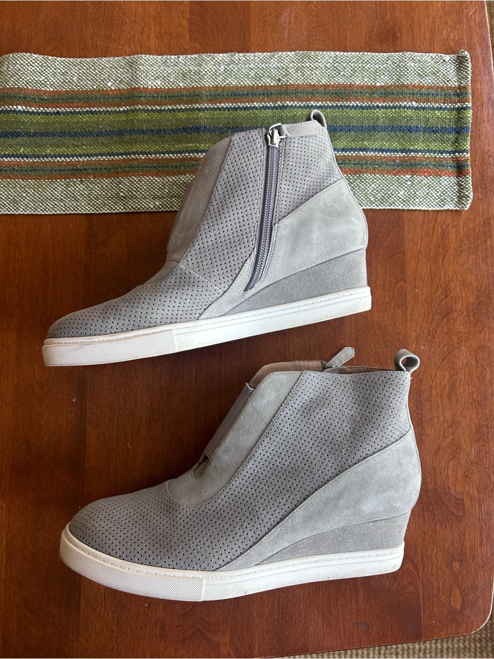 Linea Paolo Grey Suede Wedges